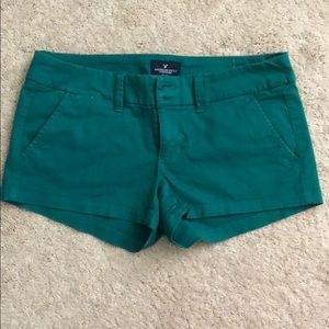 American Eagle Shortie Short In Stretch Khaki